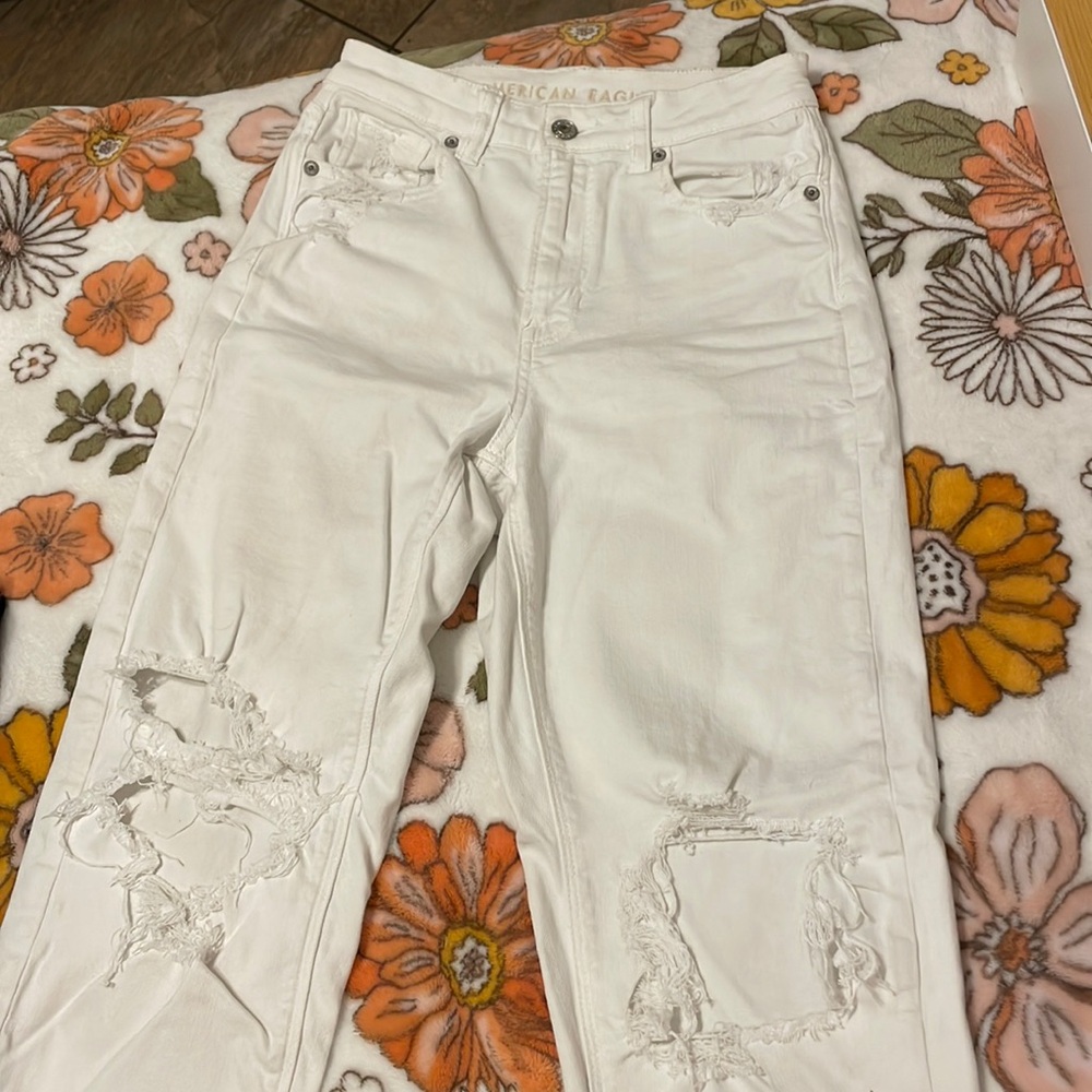 American eagle mom straight jean